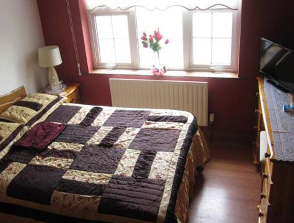 Derghaven B&B, Hostel & Self Catering Scarriff  Δωμάτιο φωτογραφία